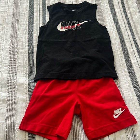 Boys Nike Short set - Picture 1 of 4